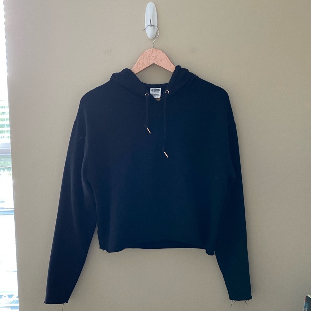 PINK Victoria’s Secret Black Cropped Cut Out Back Hooded Sweatshirt Size Small